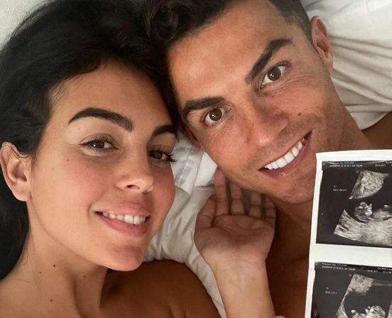 Cristiano Ronaldo in Georgina Rodriguez bosta dobila dvojčka. FOTO: Instagram
