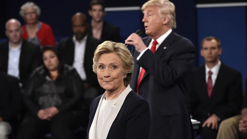 Fotografija: Preiskovalec John Durham je nakazal, da so obtožbe na Trumpov račun vzniknile v krogih njegove nekdanje demokratske nasprotnice Hillary Clinton. Foto Reuters