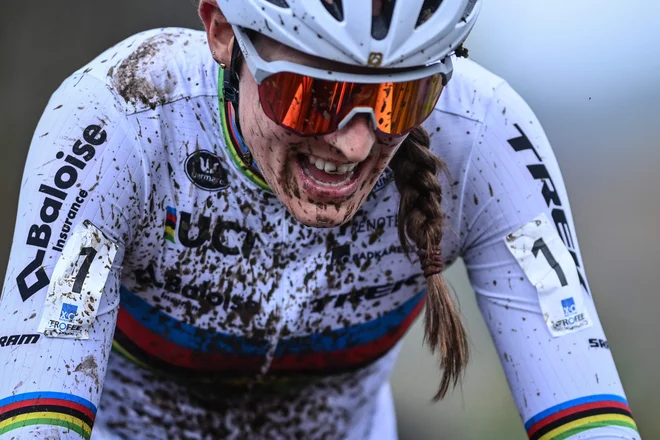 Lucinda Brand je bila spet razred zase in je svetovnemu naslovu dodala še evropskega. FOTO: David Stockman Afp
