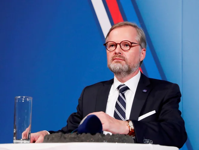 Petr Fiala je zagovornik desne demokratične politike, ki zavrača ekstremizem in populizem. FOTO:&nbsp;Bernadett Szabo/Reuters
