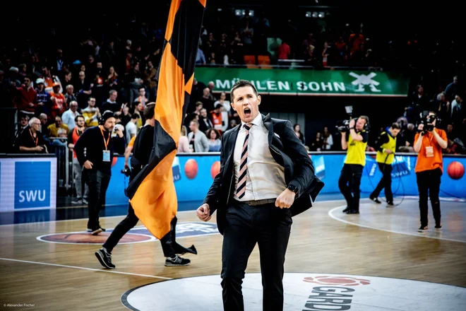 Jaka Lakovič je bil v igralskih dneh vrhunski organizator, pri 43 letih je vse boljši trener. FOTO: Ratiopharm Ulm
