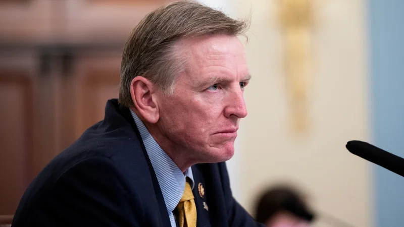 Fotografija: Paul Gosar je znan podpornik nekdanjega predsednika ZDA Donalda Trumpa, ki je del preiskave napada na kongres 6. januarja. FOTO: Reuters