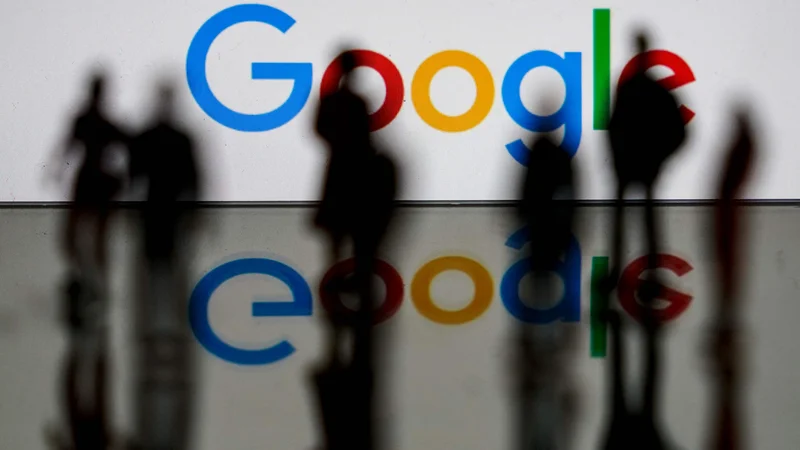 Fotografija: Google je orjaško globo evropske komisije označil za pravno, dejansko in gospodarsko napačno. FOTO: Kenzo Tribouillard/AFP