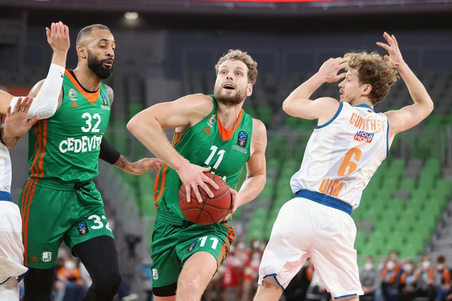 Jaka Blažič je dosegel 26 točk, a ni mogel preprečiti poraza proti Ulmu. FOTO: Cedevita Olimpija
