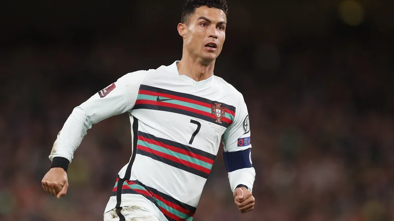 Fotografija: Ronaldova zadnja ovira na poti v Katar so motivirani Srbi. FOTO: Paul Childs/Reuters