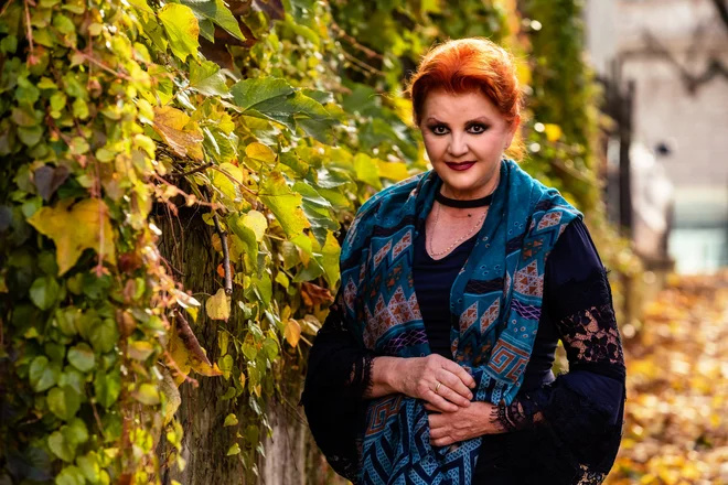 »Od svojega inštrumenta se ne moreš ločiti, kot se lahko loči violinist, pianist, v tem smo si podobni s plesalci ali športniki.« FOTO: Črt Piksi
