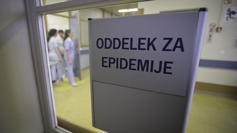Fotografija: Novi oddelek za epidemije v Bolnišnici Petra Držaja. FOTO: Jože Suhadolnik/Delo
