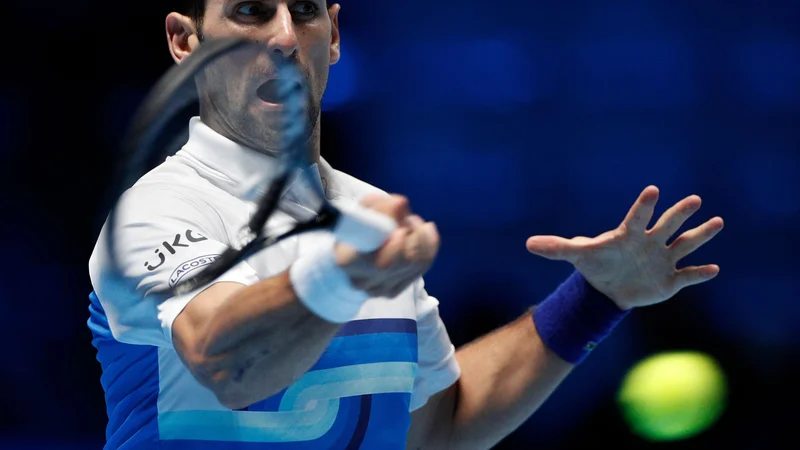 Fotografija: Novak Đoković ni dovolil presenečenja. FOTO: Guglielmo Mangiapane/Reuters