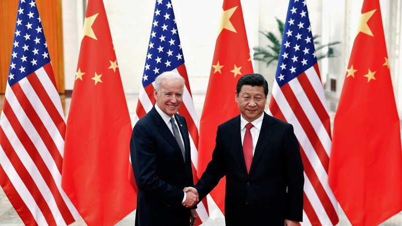 Fotografija: Čeprav se Biden in Xi po ameriških predsedniških volitvah še nista srečala, se zelo dobro poznata še iz časov, ko sta bil podpredsednika. FOTO: Lintao Zhang/Reuters
