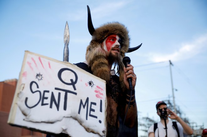 Šaman obžaluje svoje dejanje. FOTO: Cheney Orr/Reuters
