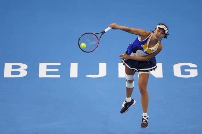 Na začetku meseca se je izgubil vsak verodostojen glas o Peng Shuai, nekdanji zmagovalki Wimbledona in odprtega prvenstva Francije v dvojicah. FOTO: Greg Baker/AFP
