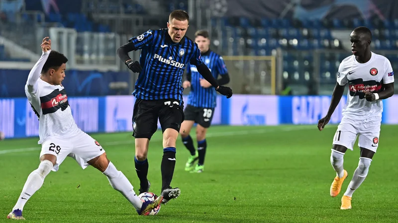 Fotografija: Za Josipa Iličića in druge nogometaše Atalante je bila vrnitev v ligaški ritem po reprezentančnih tekmah učinkovita. FOTO: Miguel Medina/FPA
