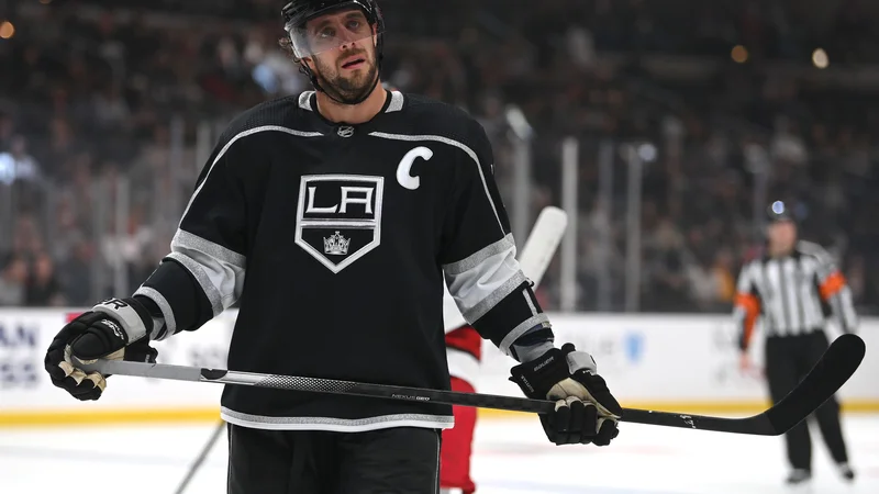 Fotografija: Anže Kopitar in soigralci bodo dobili možnost za popravni izpit že danes. FOTO: Jayne Kamin-oncea/Usa Today Sports
