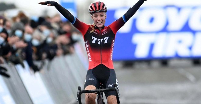 Annemarie Worst (Niz) 777, njena prva zmaga po več kot enem letu. FOTO: Arhiv Cor Vos/Cyclingtips
