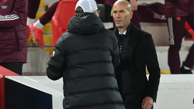 Fotografija: Zinedine Zidane (na fotografiji) med tekmo z Liverpoolom v ligi prvakov. FOTO: Paul Ellis/AFP