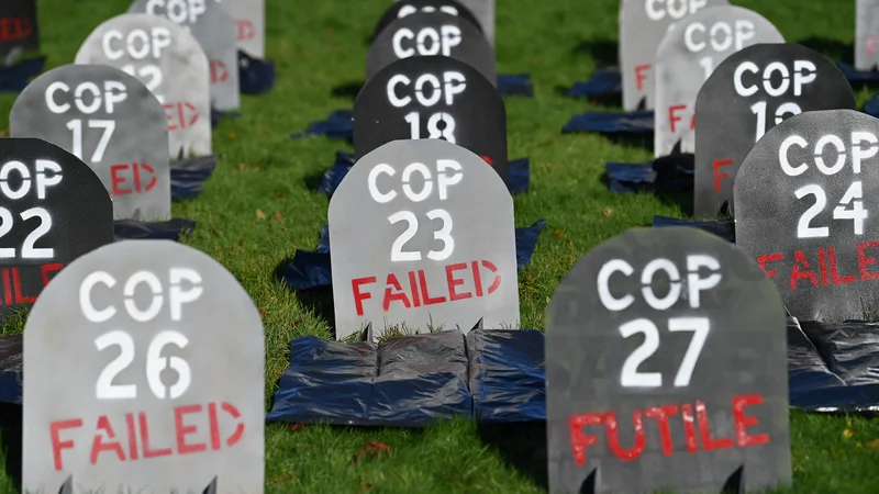 Fotografija: Čeprav so debate o različni odgovornosti za skupen problem podnebnih sprememb morda bolj glasne kot nekoč, smo od solidarne rešitve daleč. FOTO: Paul Ellis/AFP