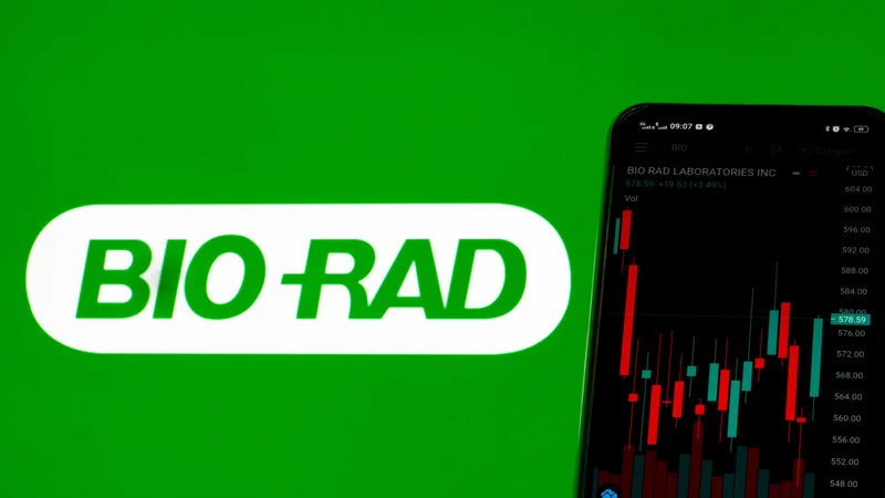 Fotografija: Bio-Rad je v zadnjem letu prihodke povečal za četrtino. FOTO: Igor Golovniov/Shutterstock