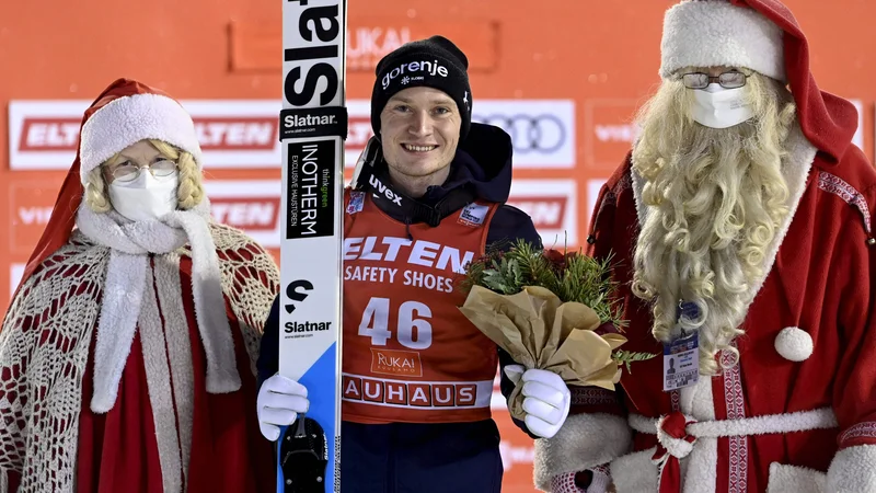 Fotografija: Anže Lanišek je danes opravil z vso konkurenco v Ruki. FOTO: Heikki Saukkomaa/AFP
