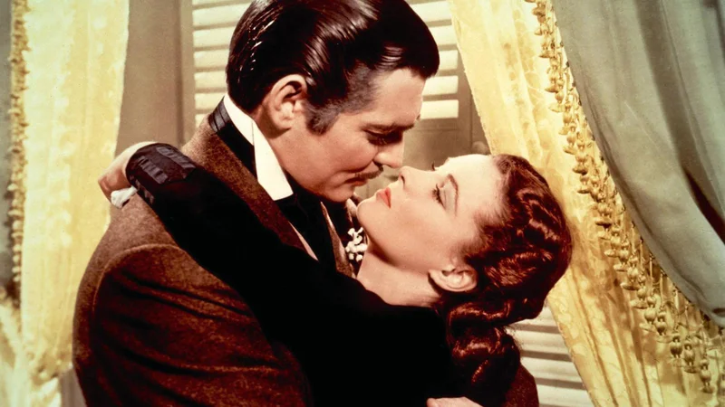 Fotografija: Prizor iz filmske uspešnice V vrtincu s Clarkom Gablom in Vivien Leigh. FOTO: Contributed