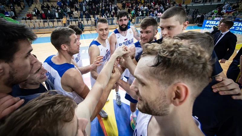 Fotografija: Slovenski košarkarji se bodo vnovič zbrali 25. in 28. februarja, ko se bodo dvakrat pomerili s Finsko. FOTO: FIBA