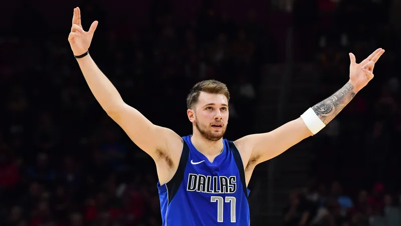 Fotografija: Luka Dončić je bil proti Clevelandu z naskokom najboljši posameznik pri Dallasu, ki pa je kot moštvo pogrnil na celi črti. FOTO: Ken Blaze/Usa Today Sports
