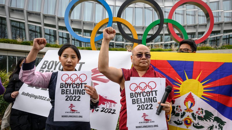 Fotografija: Dva meseca pred odprtjem iger je na pekinškem stadionu napovedalo diplomatski bojkot veliko držav in nevladnih organizacij. FOTO: Fabrice Coffrini/AFP
