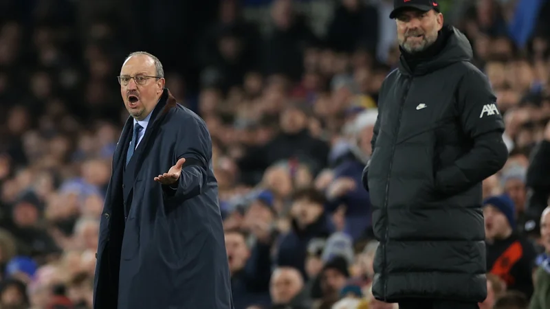 Fotografija: Rafael Benitez in Jürgen Klopp (desno) sta Liverpoolu priskrbela po en naslov v ligi prvakov. FOTO: Carl Recine/Reuters
