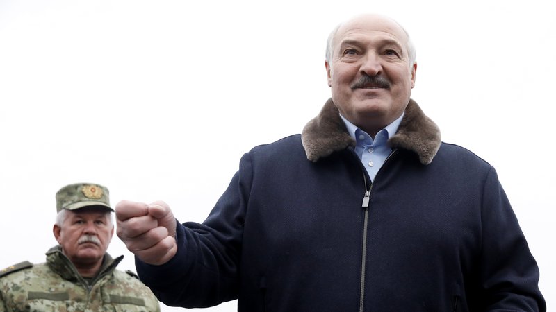 Fotografija: Aleksander Lukašenko še vedno žuga s tem, da bo zaustavil pretok ruskega plina v EU. FOTO: Kacper Pempel/Reuters
