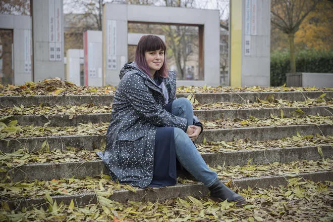 Nikina druga knjiga, Pisma tebi, je ta teden izšla pri založbi Mladinska knjiga. FOTO: Leon Vidic/Delo
