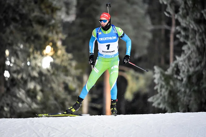 Jakov Fak ni mogel Slovenije pripeljati višje kot do 15. mesta. FOTO: Anders Wiklund/AFP
