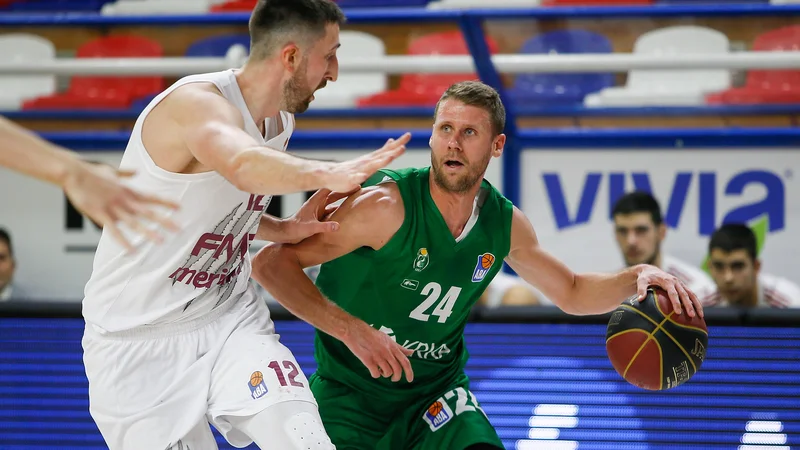 Fotografija: Reprezentant Luka Lapornik in soigralci ostajajo brez zmage na gostovanjih v regionalni ligi. FOTO: ABA