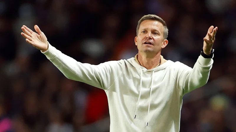 Fotografija: Jesse Marsch (na fotografiji) med tekmo lige prvakov v Parizu. Rdeči biki niso imeli sreče pri žrebu, ki jim je poleg Paris Saint-Germaina namenil tudi Manchester City. FOTO: Christian Hartmann/Reuters