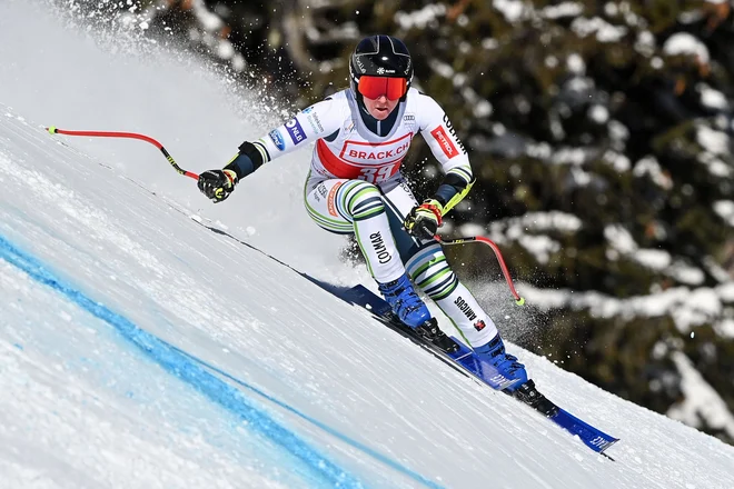 Maruša Ferk je bila ob odstopu Ilke Štuhec najboljša Slovenka na 16. mestu. FOTO: Fabrice Coffrini/AFP
