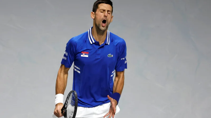 Fotografija: Novak Đoković se je za konec sezone boril za Srbijo v Davisovem pokalu, v katerem je slednja v polfinalu izgubila s Hrvaško. FOTO: Susana Vera/Reuters