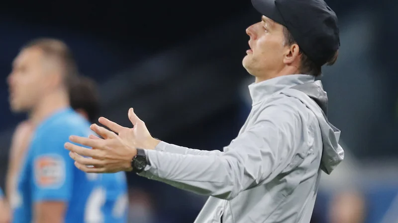 Fotografija: Če se bo Chelsea v letu 2022 želel še vrniti na štadion Gazprom Arena, bo moral Thomas Tuchel (na fotografiji) očitno še popraviti marsikaj. FOTO: Anton Vaganov/Reuters