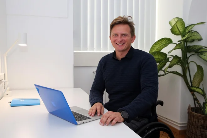 David Razboršek pogreša več organizirane podpore za vsakogar, predvsem, kar zadeva spodbujanje zadovoljstva in hvaležnosti za vse, kar je dobrega. FOTO: Andraž Purg

