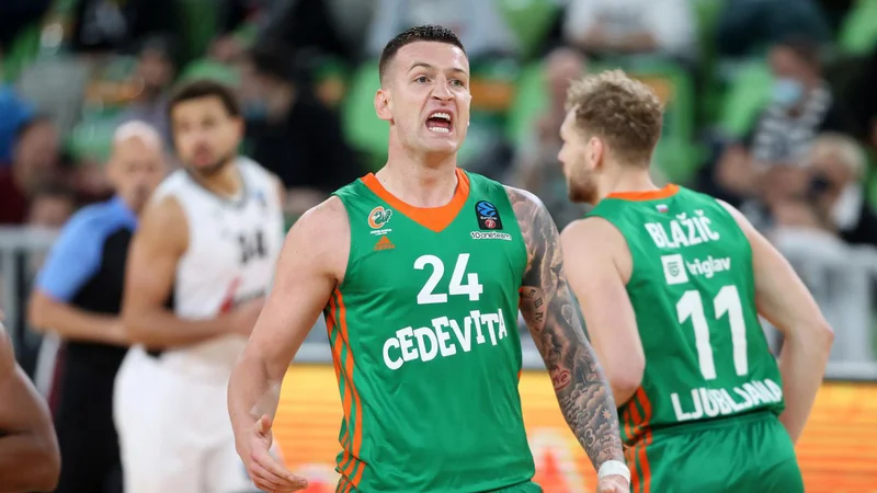 Fotografija: Alen Omić je prinesel obilo sveže energije v stožiško zasedbo. FOTO: Cedevita Olimpija