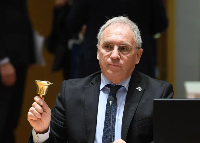 Minister Hojs je opozoril na koristi za državljane Slovenije in Hrvaške, saj bo meja med njima »v bližnji prihodnosti padla«. FOTO: John Thys/AFP