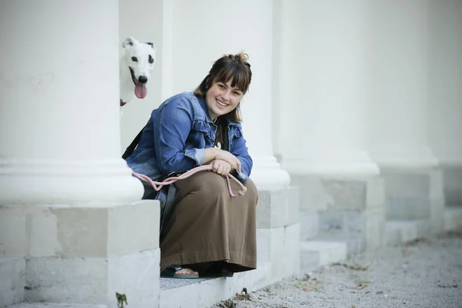 Nika Kovač: »Včasih sem res utrujena, saj vmes spim le uro ali dve.« FOTO: Uroš Hočevar/Delo
