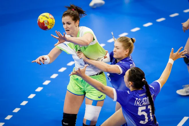 Ana Gros ni mogla rešiti Slovenk pred porazom. FOTO: AFP

