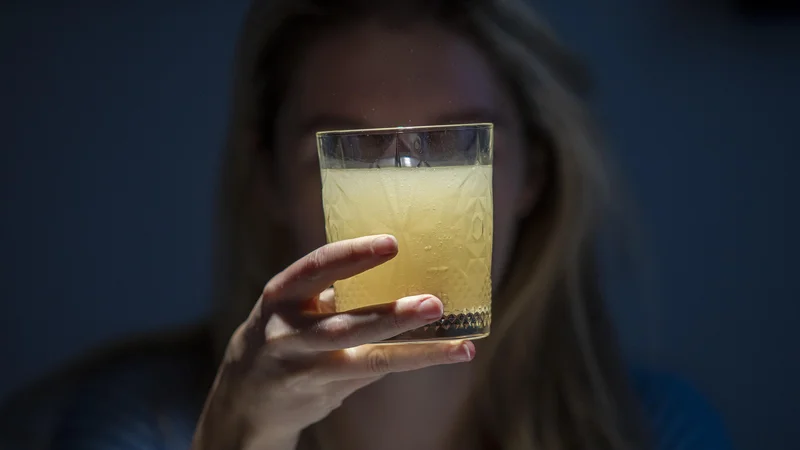 Strokovnjaki seveda opozarjajo, da vitamin D še zdaleč ni čudežno zdravilo v boju proti covidu-19 – tu je še vedno cepljenje najbolj učinkovito orožje. FOTO: Voranc Vogel/Delo