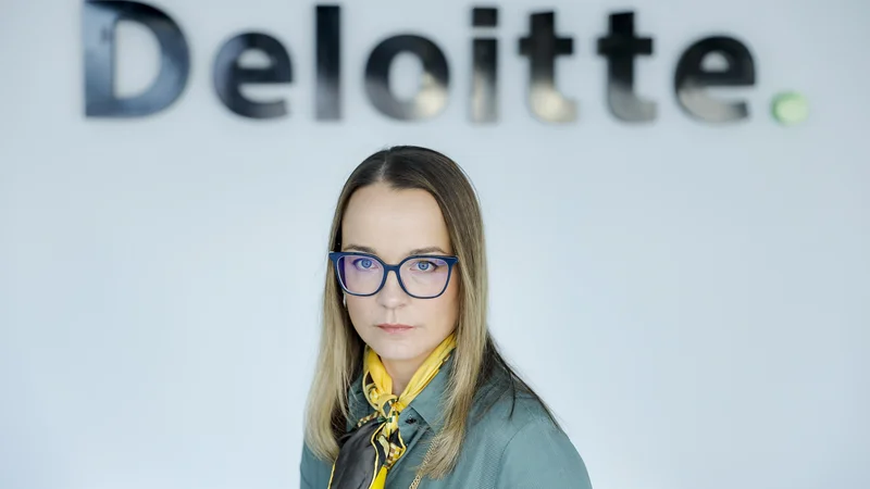 Fotografija: Odmik od že sprejetih in doseženih liberalnih družbenih norm in svoboščin je izjemno prisoten in ni vzpodbuden, pravi Barbara Žibret Kralj, odgovorna partnerica družbe Deloitte za Slovenijo. FOTO: Jože Suhadolnik/Delo