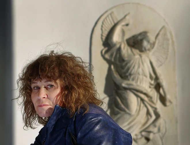 Ema Kugler je za film Človek s senco prejela že 42 mednarodnih nagrad. FOTO: Jože Suhadolnik/Delo

