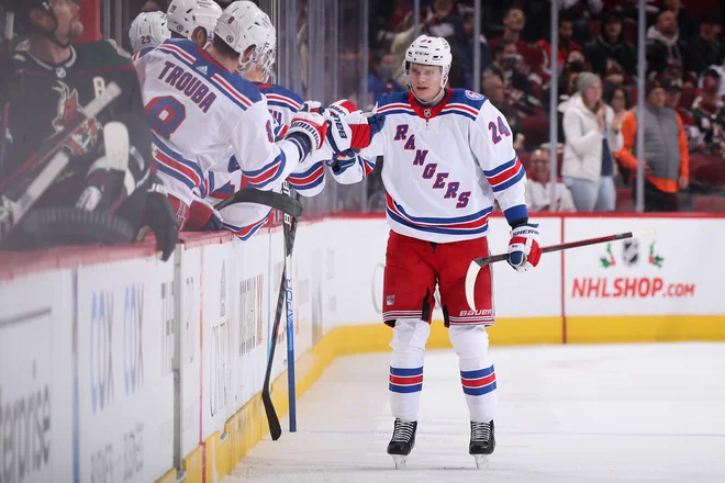 Kaapo Kakko je prispeval levji delež k zmagi newyorškega moštva Rangers. FOTO: Christian Petersen/AFP
