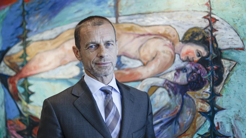 Fotografija: Aleksander Čeferin se je z Uefo po žrebu v Nyonu znašel na udaru kritik. V četrtek na istem prizorišču sledi še žreb lige narodov. FOTO: Jože Suhadolnik/Delo