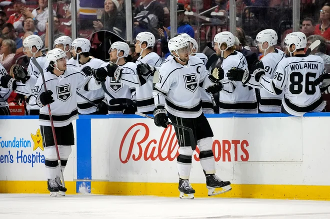 Anže Kopitar se je veselil zadetka, ki je LA prinesel zmago. FOTO:&nbsp; Jasen Vinlove/USA&nbsp;Today Sports

