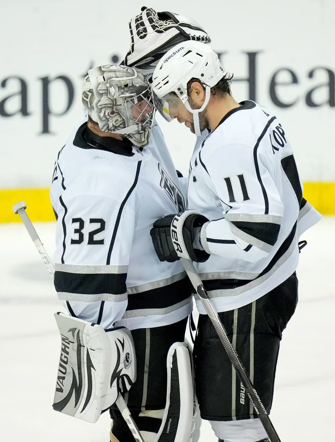 Vratar Jonathan Quick in Anže Kopitar sta bila uspešna na Floridi. FOTO: Jasen Vinlove/USA Today Sports
