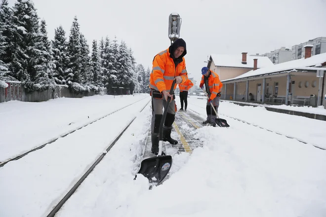 V začetku prihodnjega tedna se bo najprej v višinah izraziteje ohladilo, po nižinah pa ohladitev ne bo tako izrazita. FOTO: Leon Vidic/Delo
