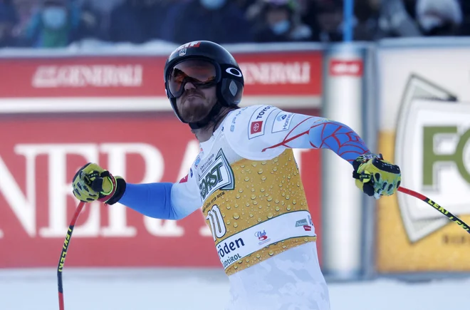 Američan Bryce Bennett proslavlja v cilju smuka v Val Gardeni. FOTO: Leonhard Foeger/Reuters