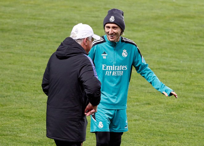 Nad Luko Modrićem je navdušen tudi sedanji Realov trener Carlo Ancelotti. FOTO: Gleb Garanich/Reuters
